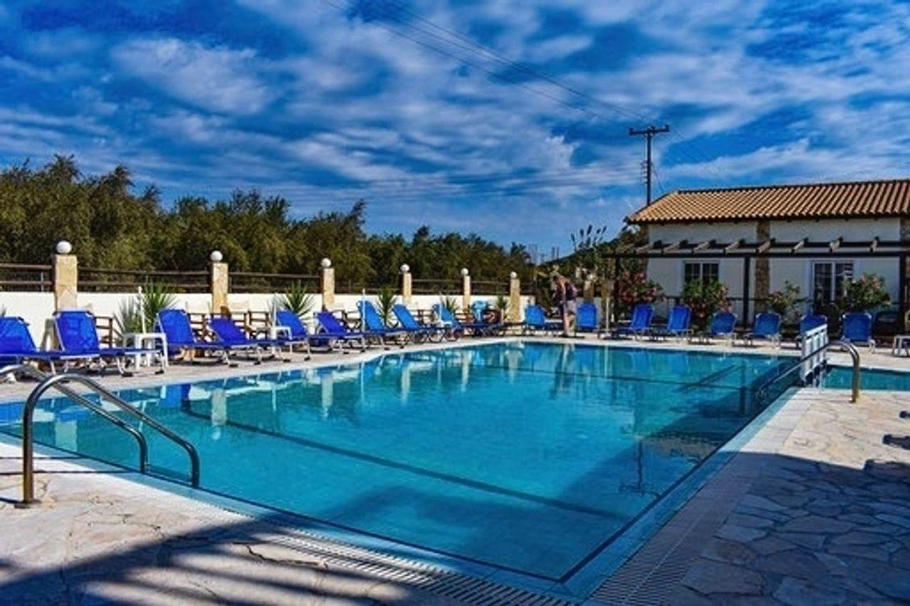اليكاناس Zantegarden Apartments المظهر الخارجي الصورة