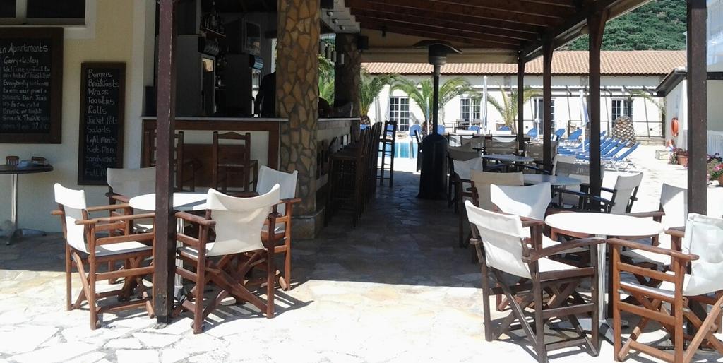 اليكاناس Zantegarden Apartments الغرفة الصورة
