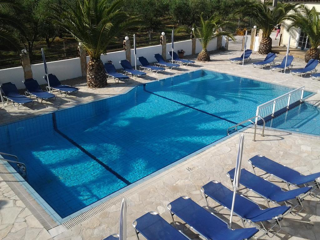 اليكاناس Zantegarden Apartments الغرفة الصورة
