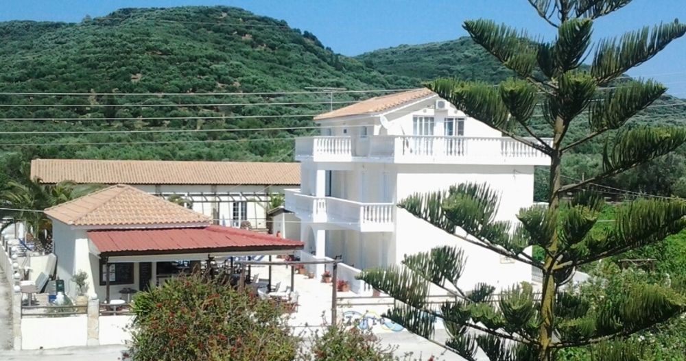 اليكاناس Zantegarden Apartments المظهر الخارجي الصورة